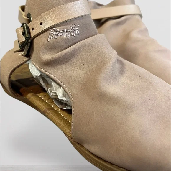 Blowfish Malibu Women's Balla Sandal Faux Suede Nude Blush 9.5 Slouch Zip - Picture 2 of 9